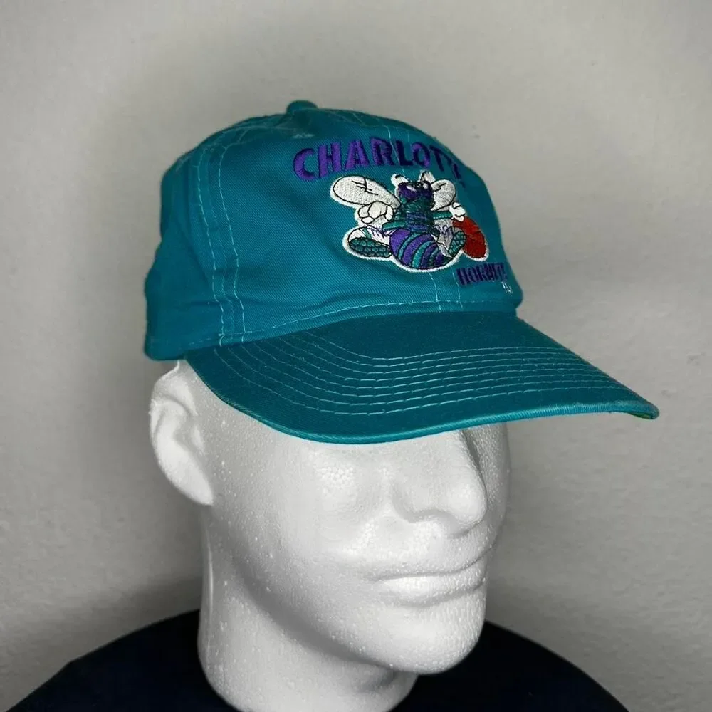 Vintage Charlotte Hornets adjustable snapback hat